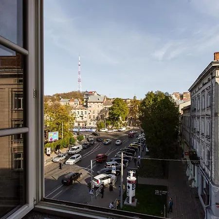 Apartment Класична Стильна 3-Кім. Квартира На Театральній